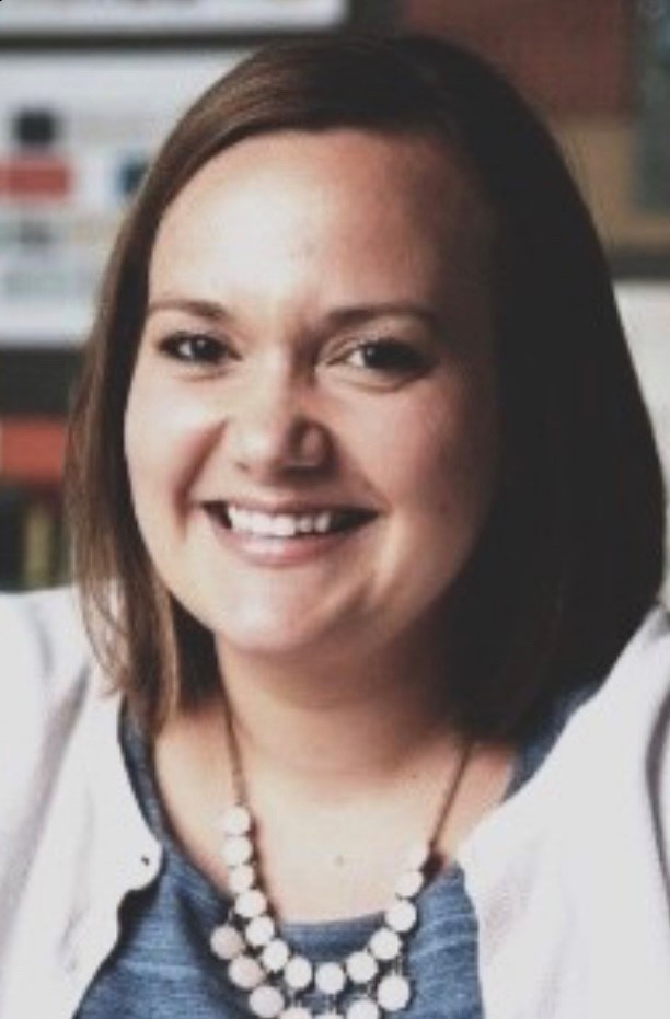 Headshot of Cat Jonas