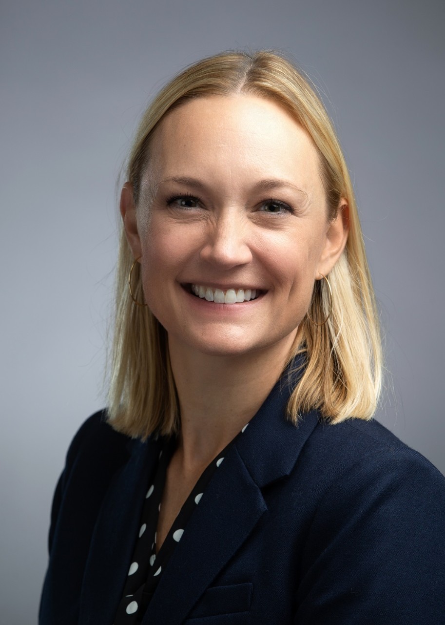 Headshot of Raechel Scarchilli