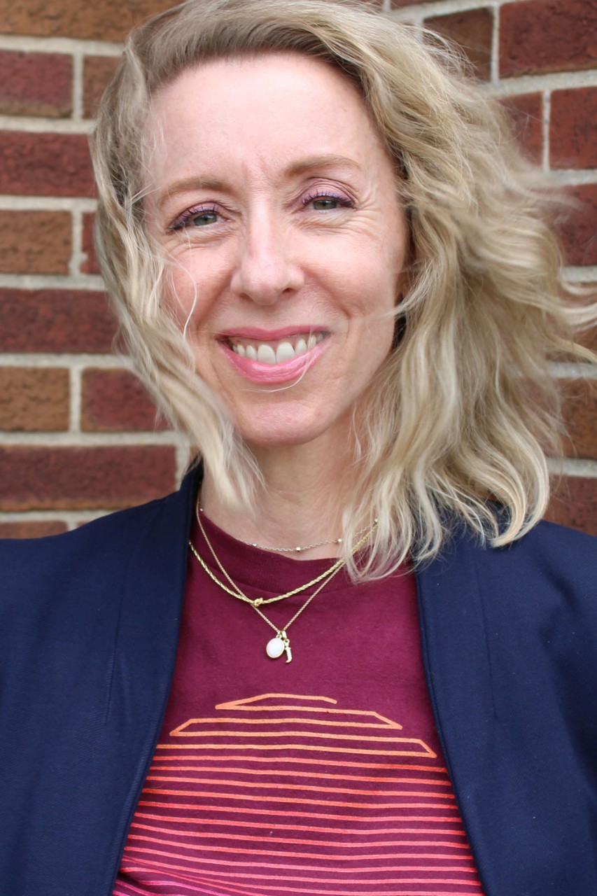 Headshot of Suzanne Boys